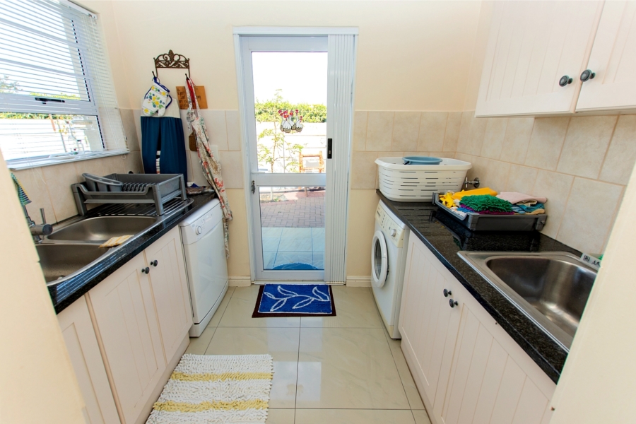 3 Bedroom Property for Sale in Port Owen Western Cape